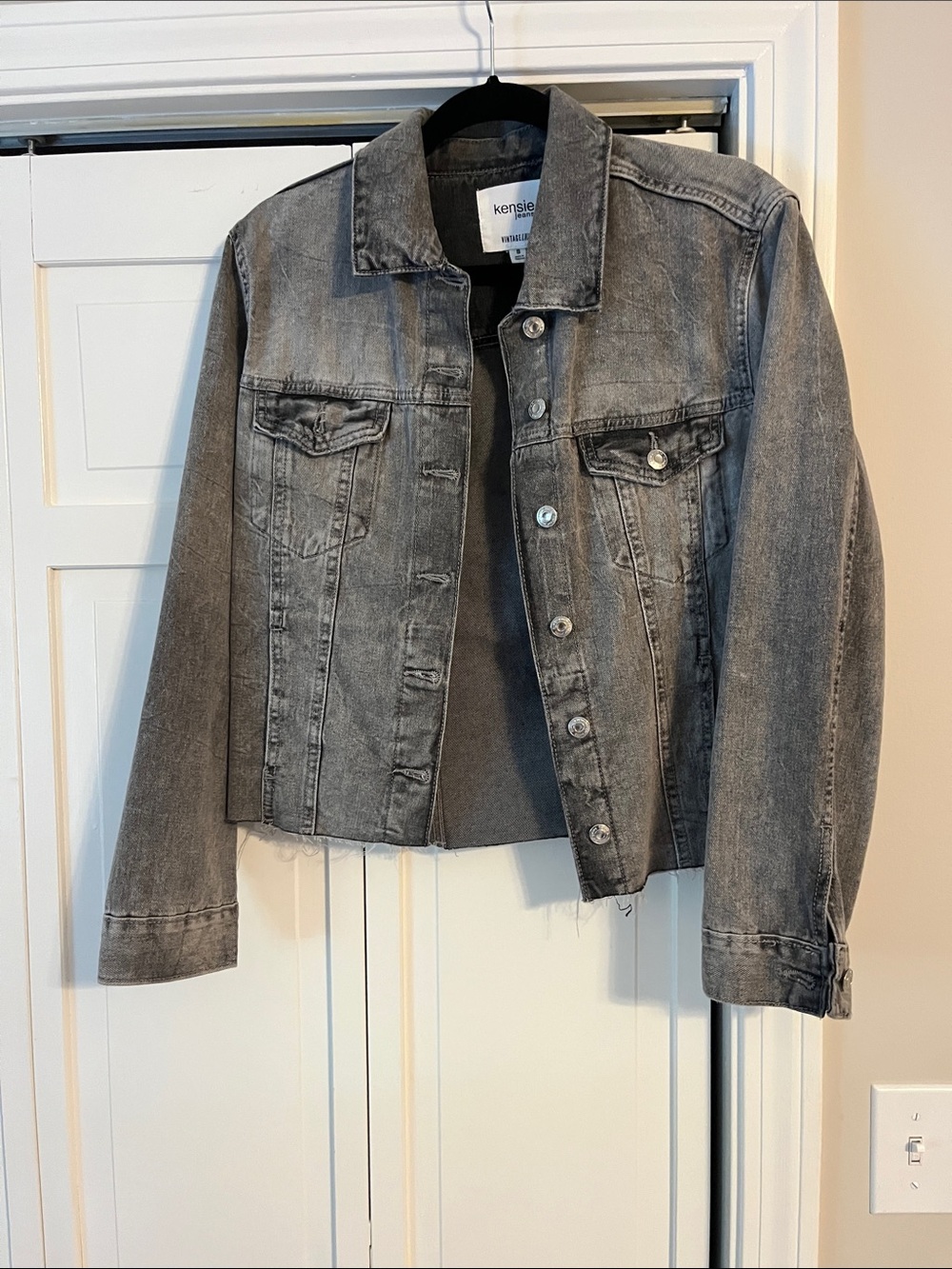 Kensie Washed Gray Cropped Denim Jacket